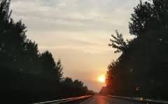 别墅卧室窗台高多少?